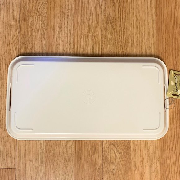 2 Casual Gourmet Melamine Sandwich Trays w/Wine Theme, Rectangular with Handles - Picture 4 of 7